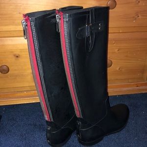 Steve Madden ‘Tsunami’ rain boots